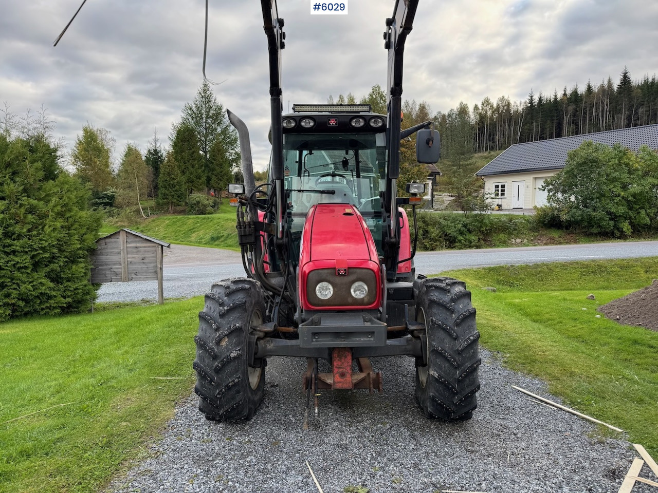 2010 Massey Ferguson 5445 with Front Loader - Tractor: foto 4 2010 Massey Ferguson 5445 with Front Loader - Tractor: foto 4