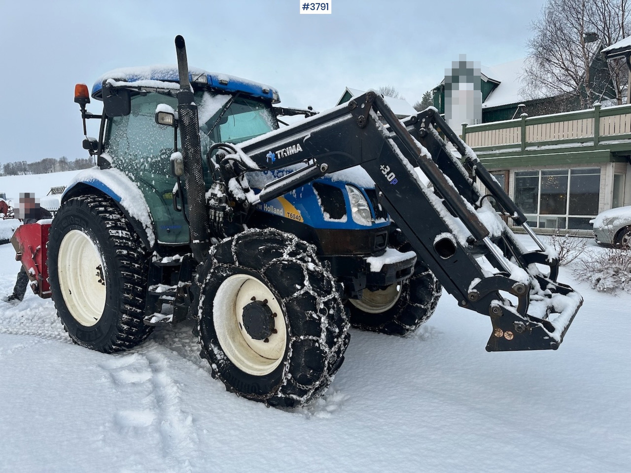 2010 New Holland T6040 4x4 plow rigged tractor w/ Trima +3.0p front loader, brand new chains, snow bucket and Westbjørn snow blower. WATCH VIDEO. - Tractor: foto 1 2010 New Holland T6040 4x4 plow rigged tractor w/ Trima +3.0p front loader, brand new chains, snow bucket and Westbjørn snow blower. WATCH VIDEO. - Tractor: foto 1