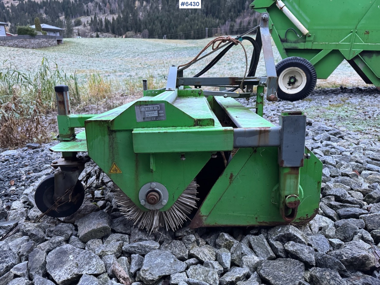 Barredora cucharón 2012 Bemo 2300 with quick coupling. Price on request.: foto 11