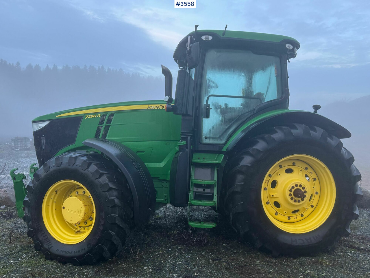 2012 John Deere 7230R w/ GPS and 3 hydraulic outlets! - Tractor: foto 3 2012 John Deere 7230R w/ GPS and 3 hydraulic outlets! - Tractor: foto 3