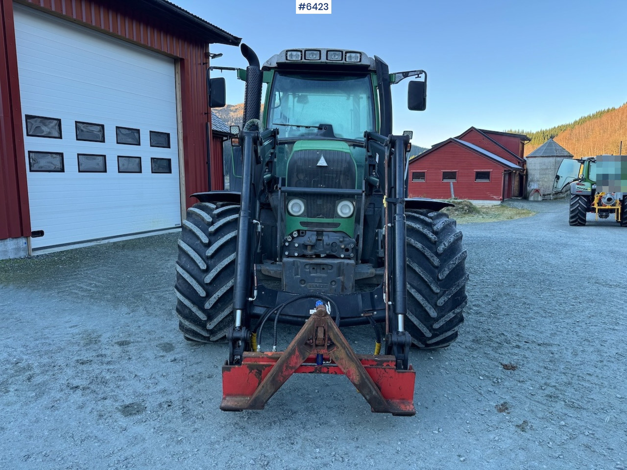 2013 Fendt 412 Vario TMS w/ front loader and plow plate. New engine! - Tractor: foto 3 2013 Fendt 412 Vario TMS w/ front loader and plow plate. New engine! - Tractor: foto 3
