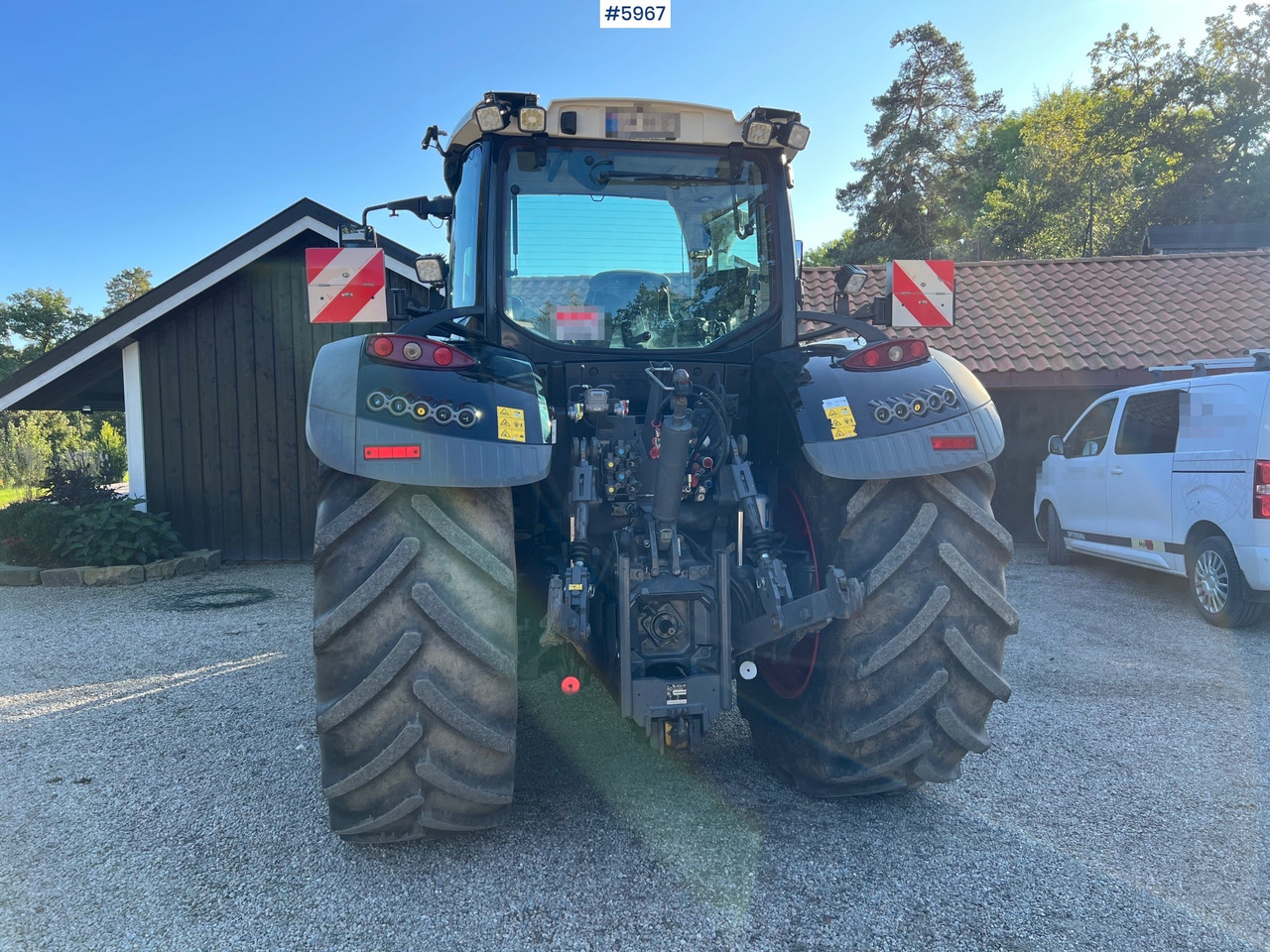 2023 Fendt 724 Vario profi + w/ Front loader and fully equipped - Tractor: foto 4 2023 Fendt 724 Vario profi + w/ Front loader and fully equipped - Tractor: foto 4