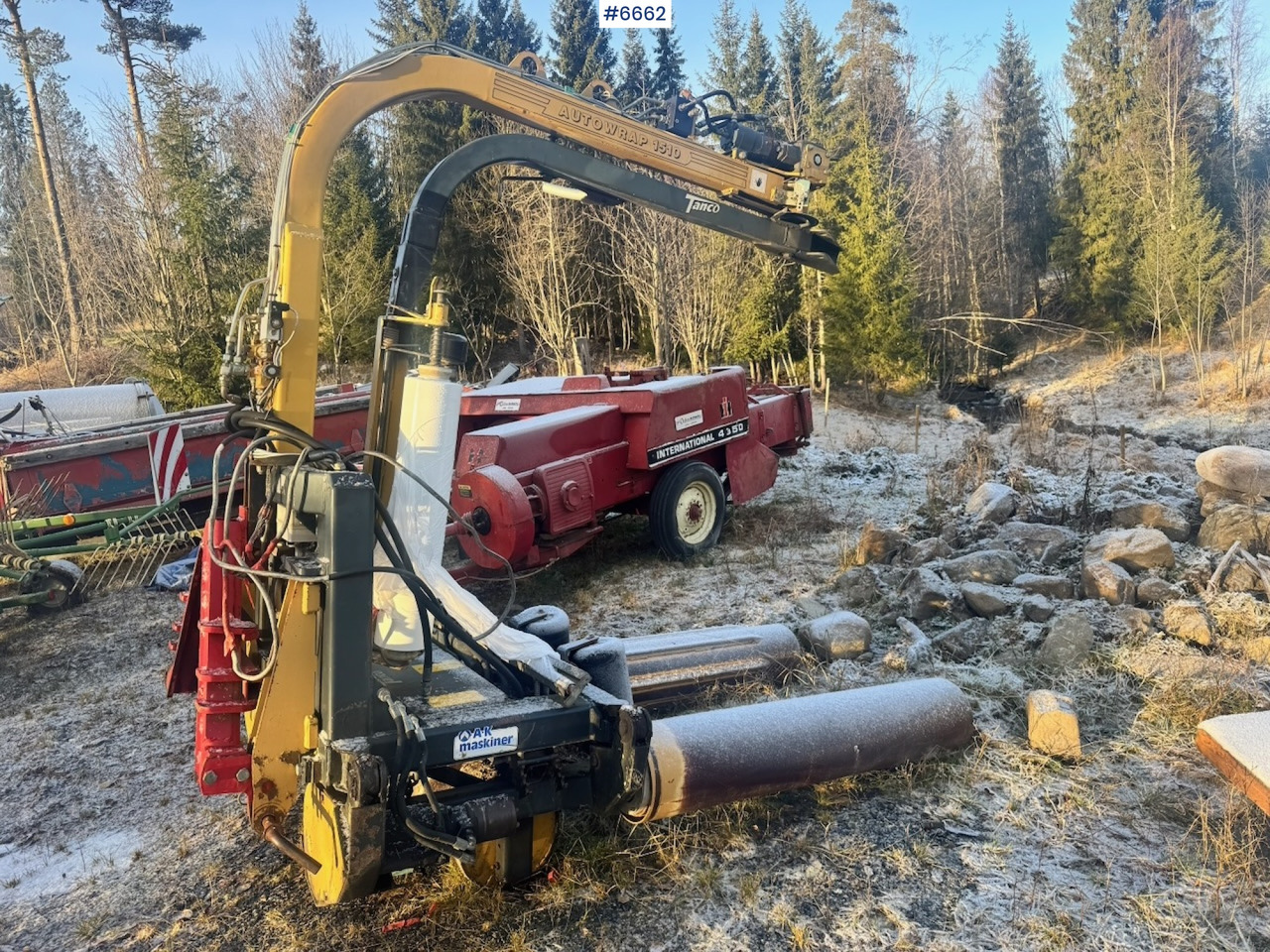 Approx. 2006 Tanco 1510 Round Bale Wrapper. - Maquinaria de henificación: foto 2 Approx. 2006 Tanco 1510 Round Bale Wrapper. - Maquinaria de henificación: foto 2