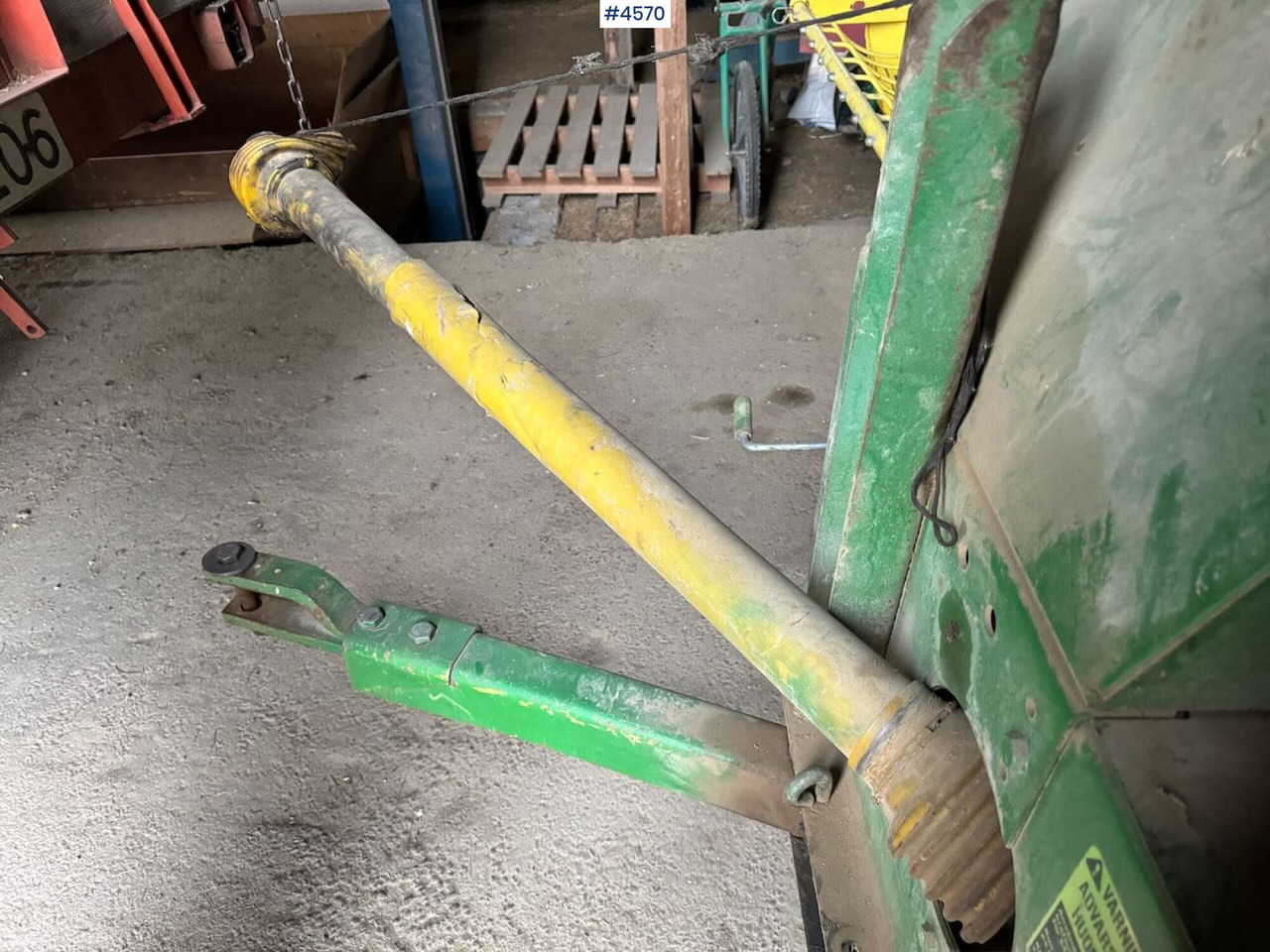Leasing de  John Deere 332A Square baler John Deere 332A Square baler: foto 12