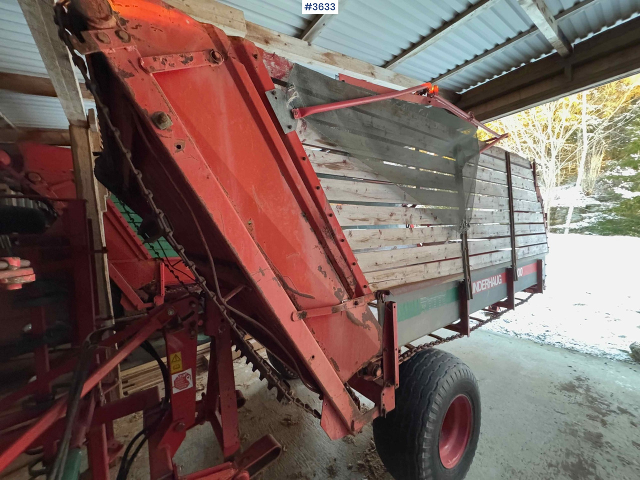 Kverneland UN7000 unloading trailer - Maquinaria de henificación: foto 5 Kverneland UN7000 unloading trailer - Maquinaria de henificación: foto 5