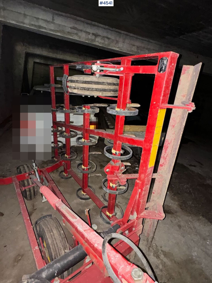 Väderstad Harrow - Equipo para trabajo del suelo: foto 4 Väderstad Harrow - Equipo para trabajo del suelo: foto 4