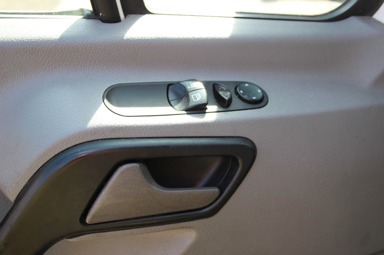 Volkswagen Crafter KÜHLUNG 35 L2H2 - Furgoneta de pasajeros: foto 5 Volkswagen Crafter KÜHLUNG 35 L2H2 - Furgoneta de pasajeros: foto 5