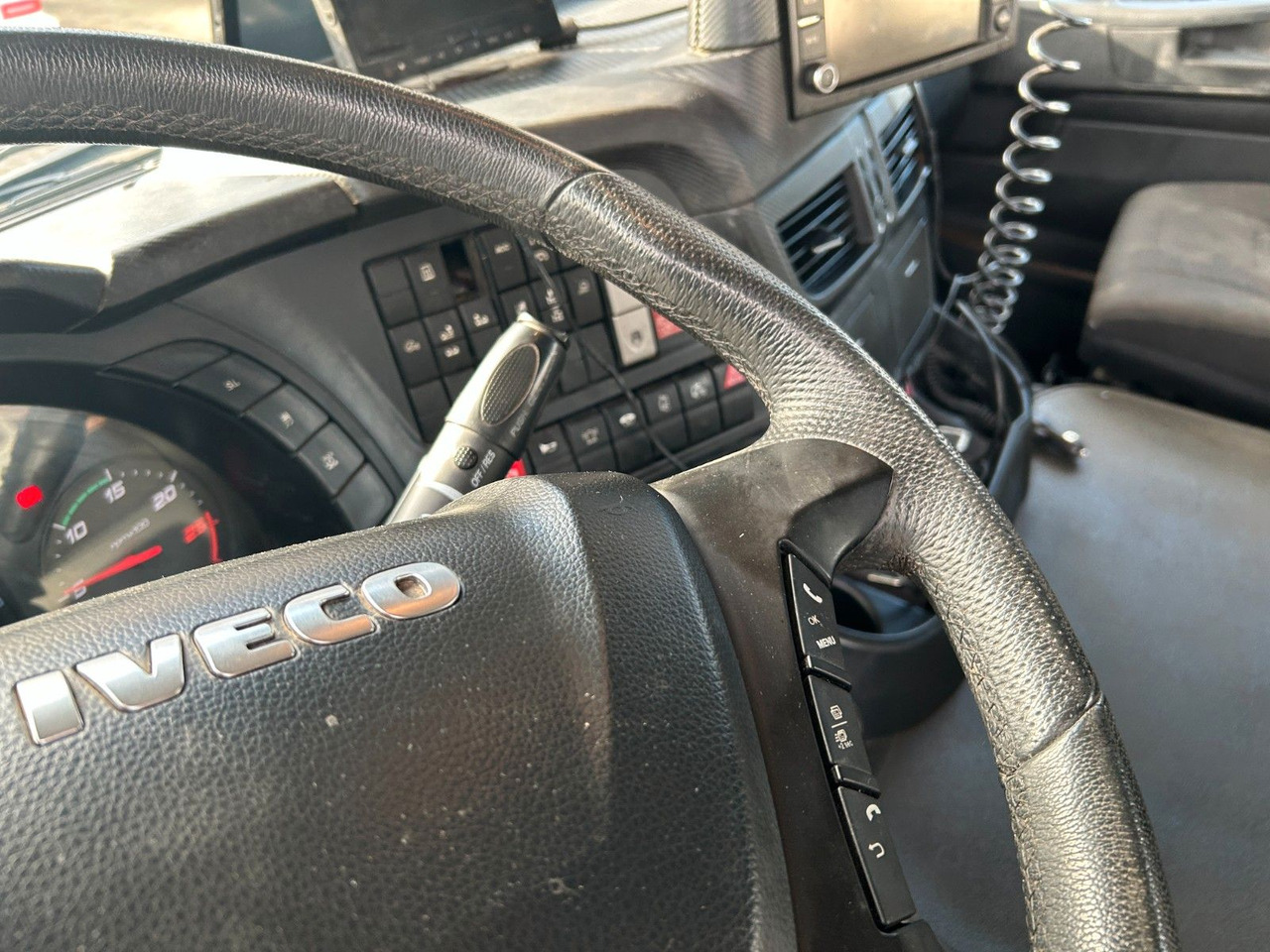 Camión multibasculante Iveco 460 Stralis MEILLER Abroller mit LIft-Lenkachse: foto 29 Camión multibasculante Iveco 460 Stralis MEILLER Abroller mit LIft-Lenkachse: foto 29