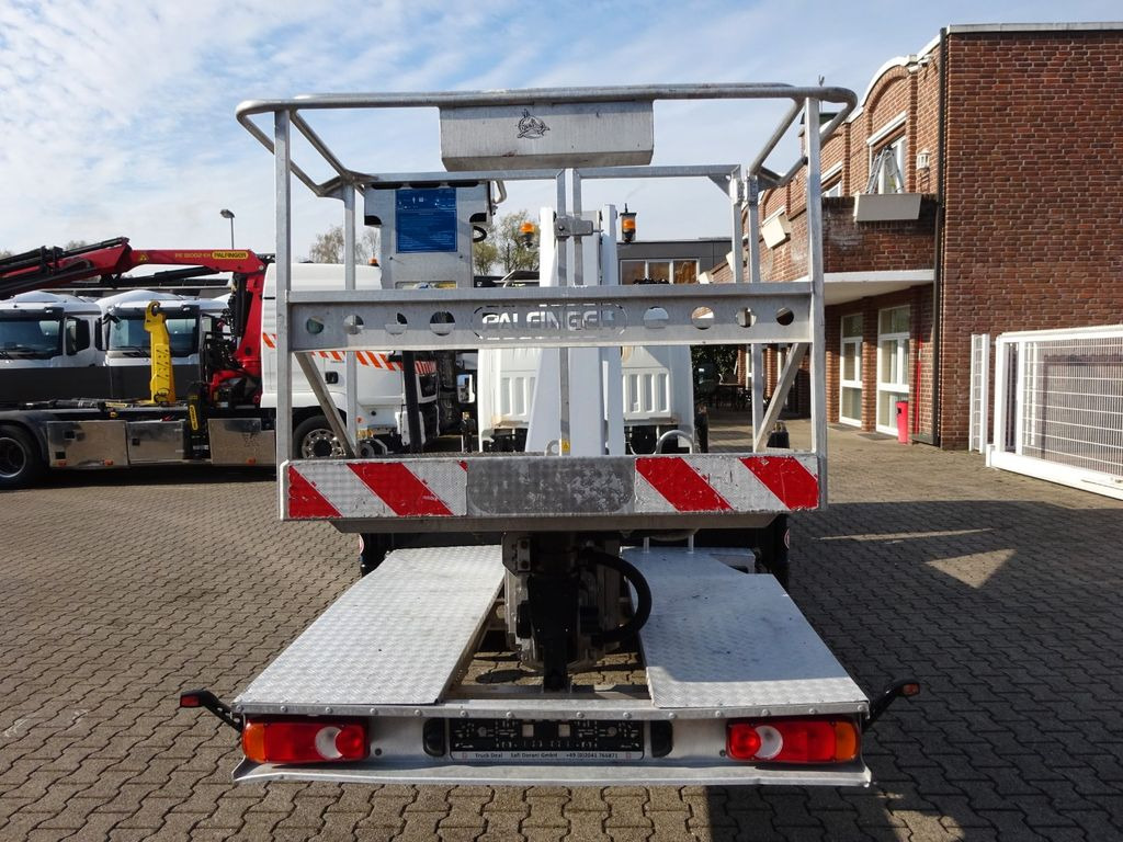 Nissan CABSTAR 35.13 PALFINGER Steiger P260B 26 Meter Nissan CABSTAR 35.13 PALFINGER Steiger P260B 26 Meter - Camión con plataforma elevadora, Furgoneta: foto 4 Nissan CABSTAR 35.13 PALFINGER Steiger P260B 26 Meter Nissan CABSTAR 35.13 PALFINGER Steiger P260B 26 Meter - Camión con plataforma elevadora, Furgoneta: foto 4