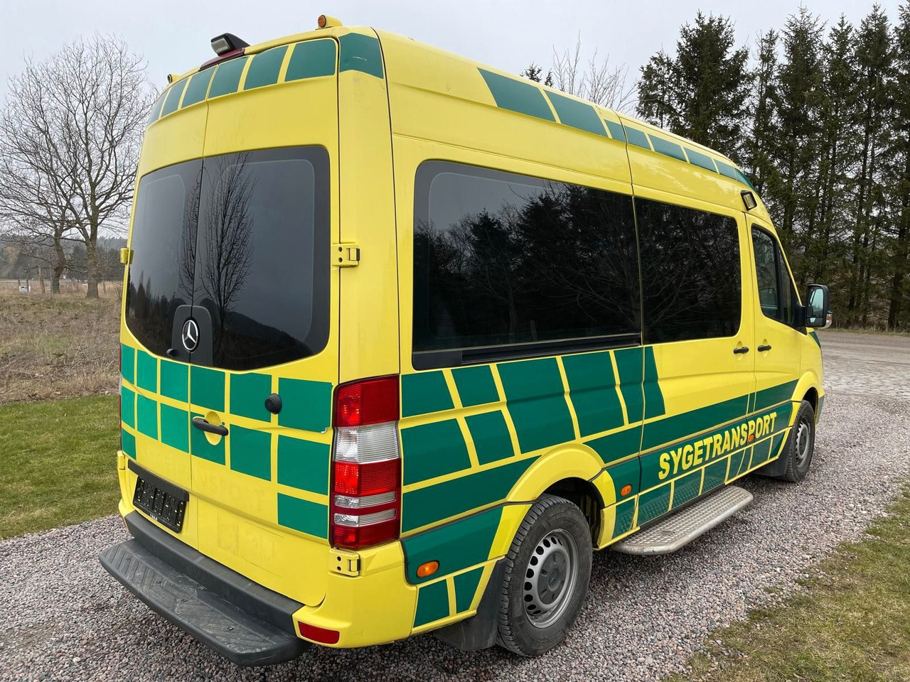 Mercedes-Benz Sprinter II Kasten 316 CDI Ambulance * - Ambulancia: foto 5 Mercedes-Benz Sprinter II Kasten 316 CDI Ambulance * - Ambulancia: foto 5