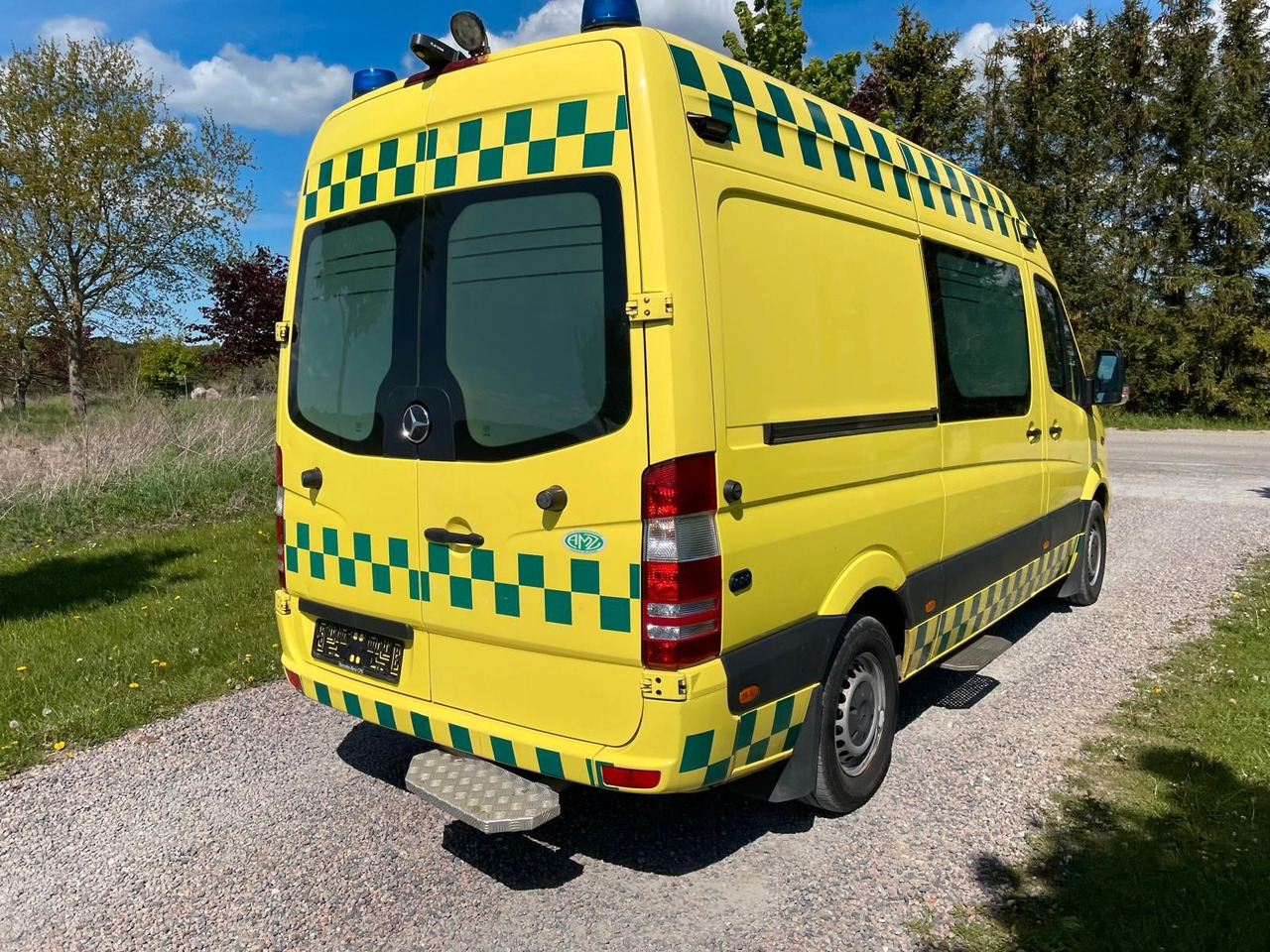 Mercedes-Benz Sprinter II Kasten 316 CDI Aut Ambulance* - Ambulancia: foto 5 Mercedes-Benz Sprinter II Kasten 316 CDI Aut Ambulance* - Ambulancia: foto 5