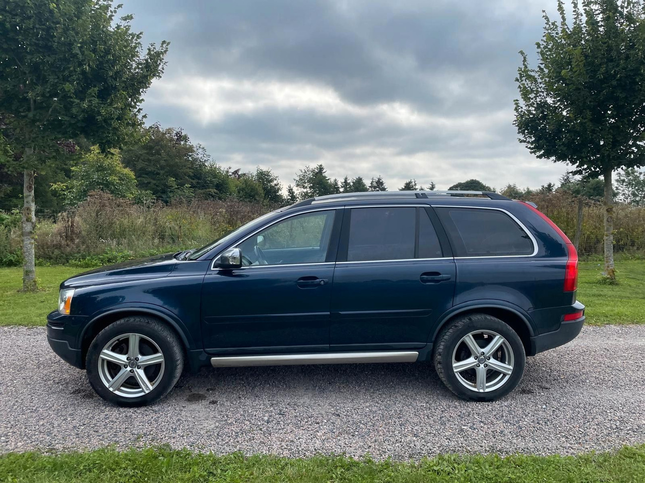 Volvo XC 90 XC90 D5 R-Design Geartronic - SUV/ Todoterreno: foto 2 Volvo XC 90 XC90 D5 R-Design Geartronic - SUV/ Todoterreno: foto 2