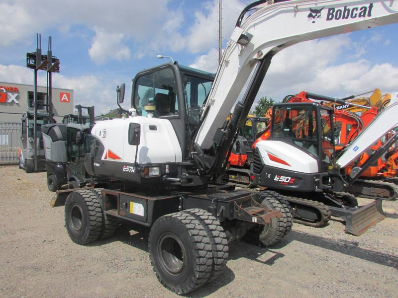Bobcat E 57 W 35.000 EUR - Excavadora de ruedas: foto 2 Bobcat E 57 W 35.000 EUR - Excavadora de ruedas: foto 2