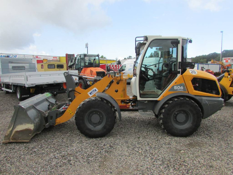 Liebherr L 506 Compact Radlader 41.500 EUR - Cargadora de ruedas: foto 1 Liebherr L 506 Compact Radlader 41.500 EUR - Cargadora de ruedas: foto 1