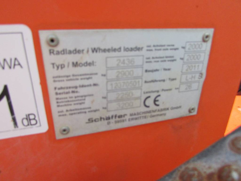 Schäffer 2436 Radlader Hoflader 22.000 EUR netto - Cargadora de ruedas: foto 4 Schäffer 2436 Radlader Hoflader 22.000 EUR netto - Cargadora de ruedas: foto 4