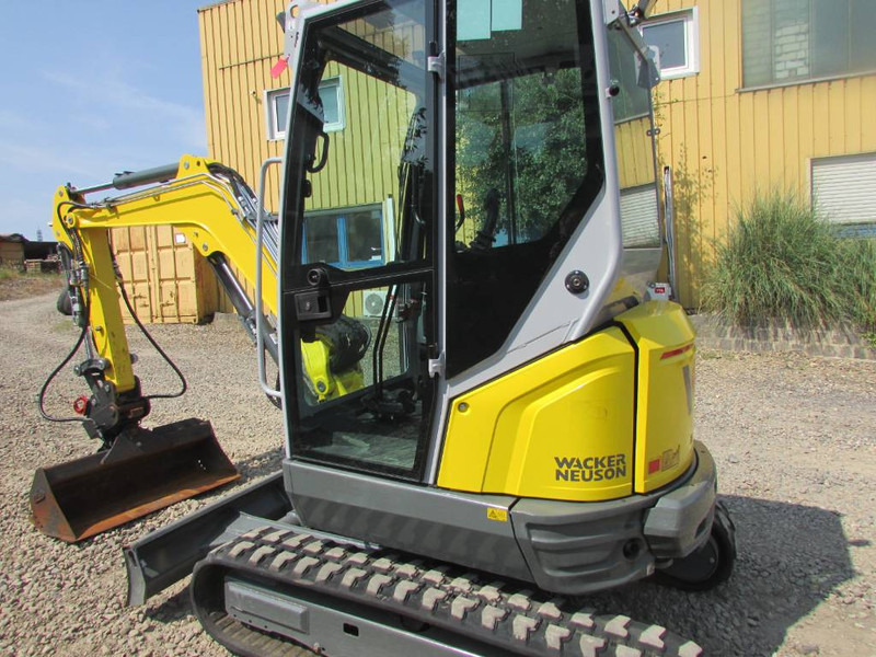 WACKER NEUSON EZ 26 (Modell EZ26-02) mit HS03 Minibagger 31.000€ - Miniexcavadora: foto 3 WACKER NEUSON EZ 26 (Modell EZ26-02) mit HS03 Minibagger 31.000€ - Miniexcavadora: foto 3