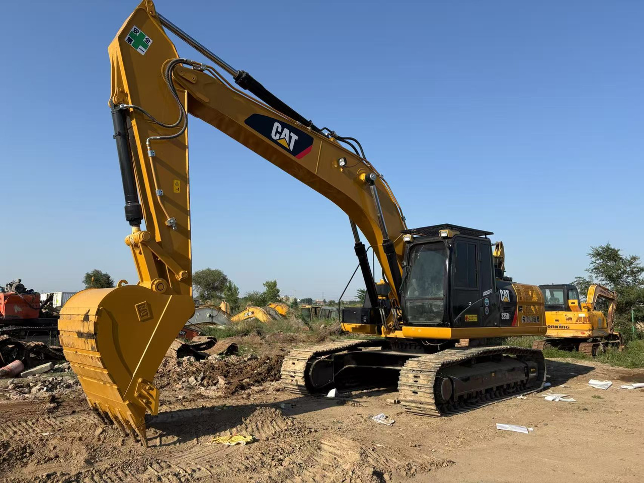 CATERPILLAR 325D2 - Excavadora de cadenas: foto 1 CATERPILLAR 325D2 - Excavadora de cadenas: foto 1