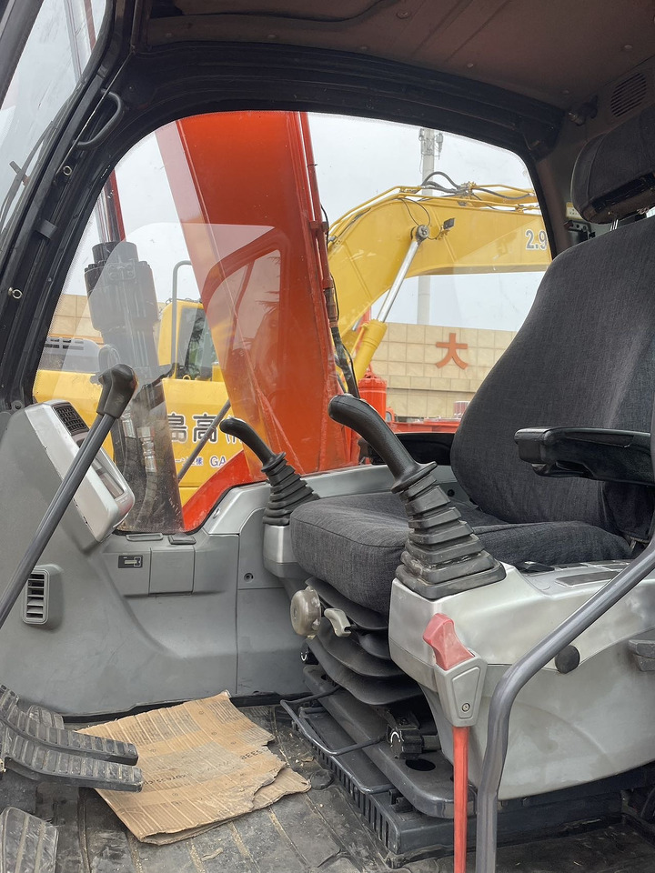 Excavadora de cadenas DOOSAN DX80: foto 7