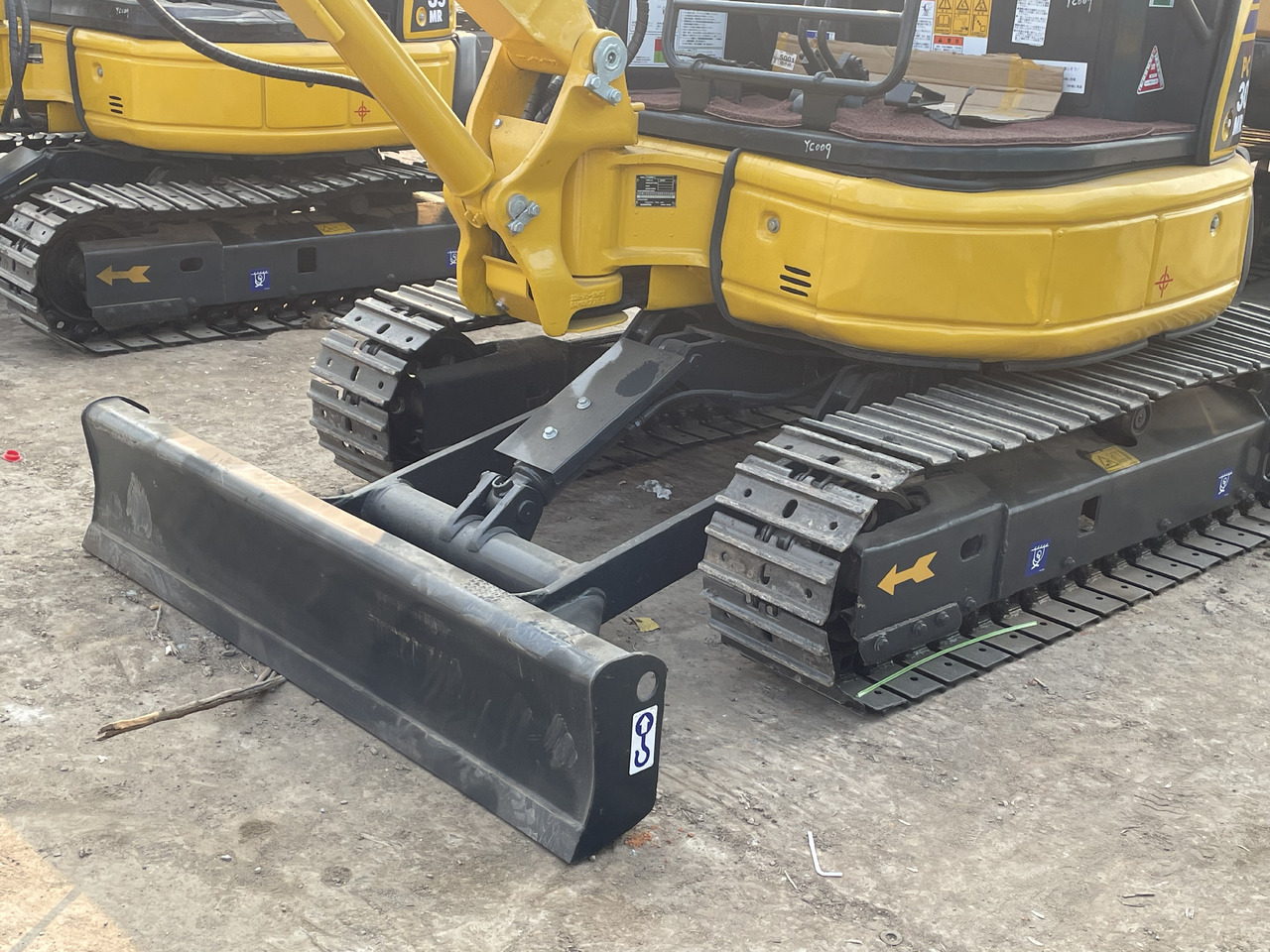 KOMATSU PC30MR-3 - Miniexcavadora: foto 5 KOMATSU PC30MR-3 - Miniexcavadora: foto 5
