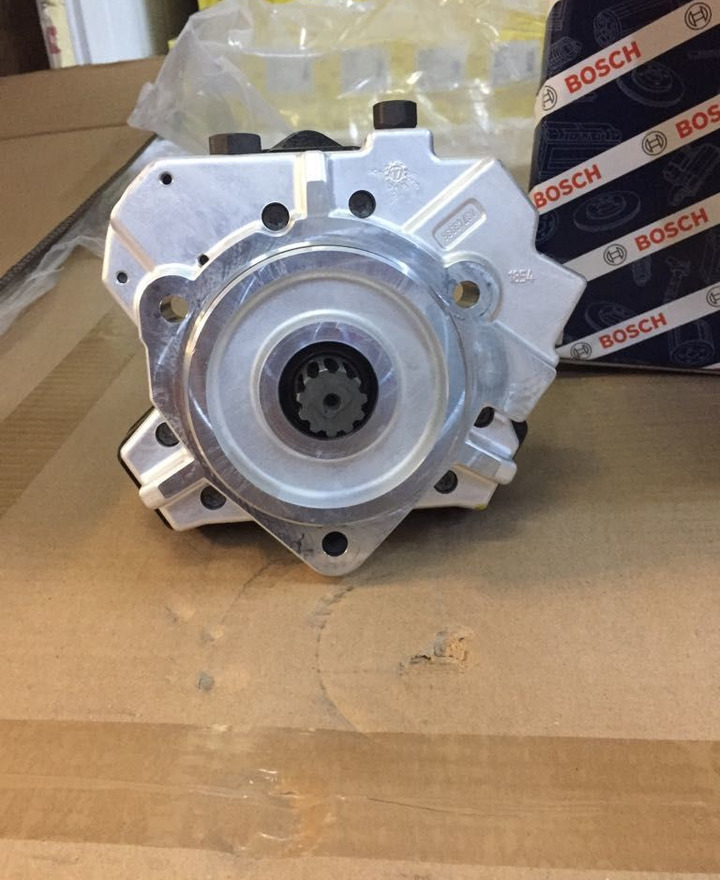 Bosch 2018 51111037846 MAN 2010-2018 truck - Bomba de combustible para Camión: foto 1 Bosch 2018 51111037846 MAN 2010-2018 truck - Bomba de combustible para Camión: foto 1