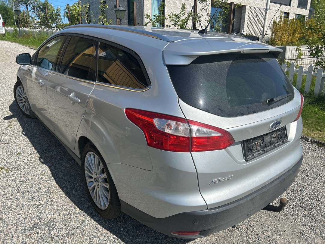 2013 PersonbilFORD FOCUS Automat diesel. - Coche familiar: foto 4 2013 PersonbilFORD FOCUS Automat diesel. - Coche familiar: foto 4