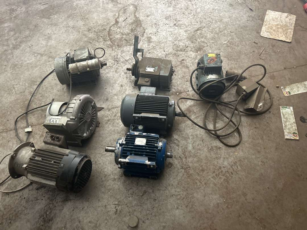 7 stk. elektromotorer (uten minstepris) - Equipo de taller: foto 2 7 stk. elektromotorer (uten minstepris) - Equipo de taller: foto 2