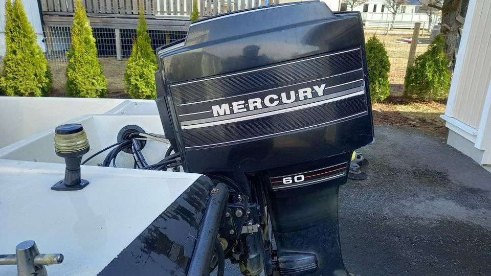 14 Fot med 60hk Mercury daycruiser - Otros maquinaria: foto 4 14 Fot med 60hk Mercury daycruiser - Otros maquinaria: foto 4