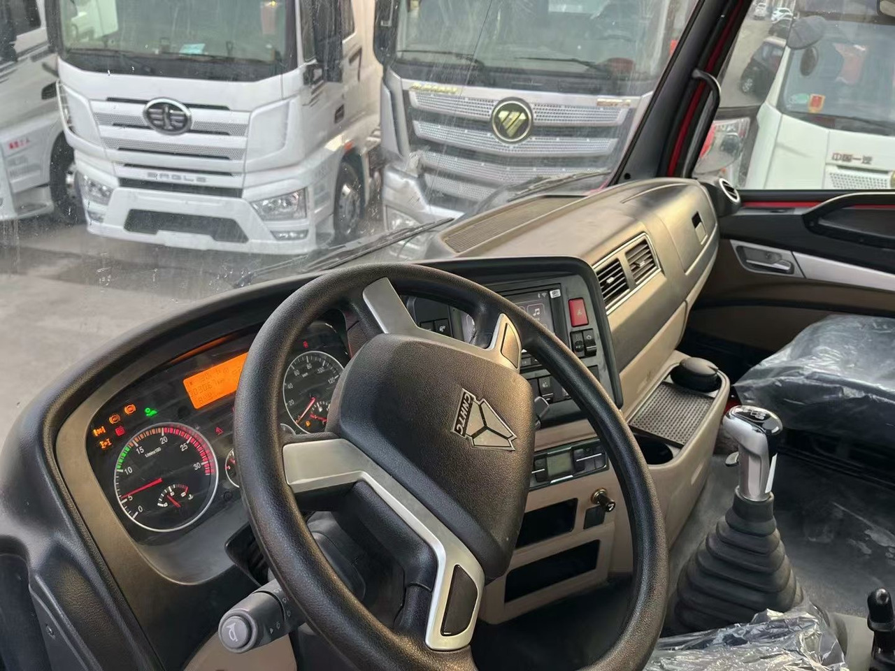 HOHAN LNG - Cabeza tractora: foto 2 HOHAN LNG - Cabeza tractora: foto 2