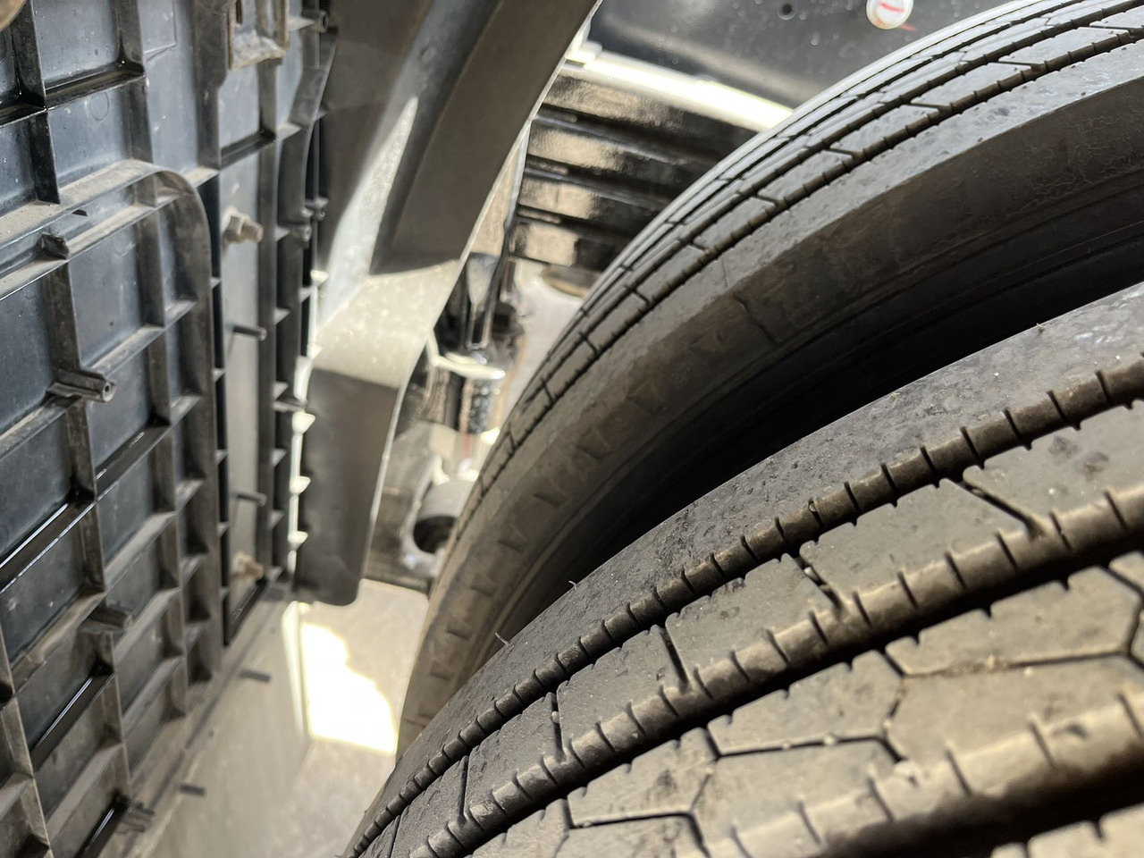 JAC - Cabeza tractora: foto 4 JAC - Cabeza tractora: foto 4