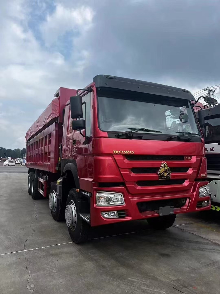 SINOTRUCK HOWO - Camión volquete: foto 1 SINOTRUCK HOWO - Camión volquete: foto 1