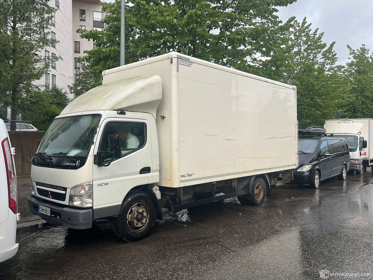 Mitsubishi Canter, kuorma-auto, lähes vuoden leimalla, 2009, Helsinki - Camión: foto 1 Mitsubishi Canter, kuorma-auto, lähes vuoden leimalla, 2009, Helsinki - Camión: foto 1