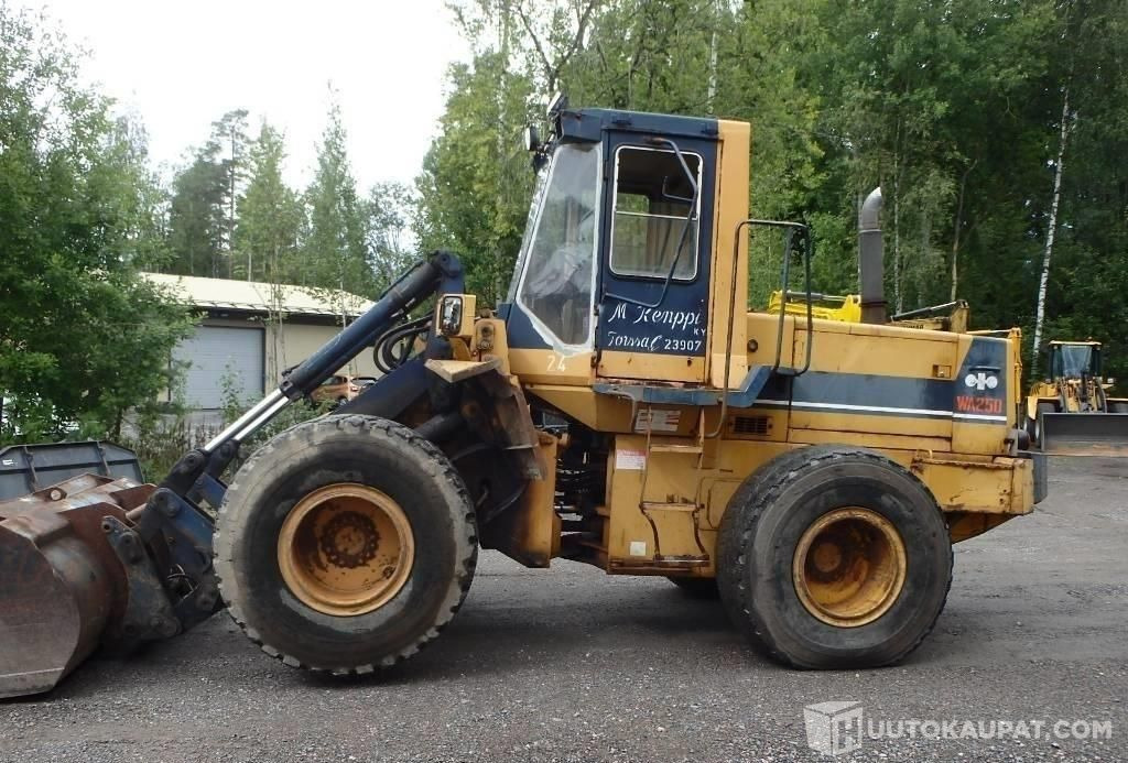 Komatsu WA 250-1, 1987, 27 501 h Pyöräkuormaaja, Forssa - Cargadora de ruedas: foto 2 Komatsu WA 250-1, 1987, 27 501 h Pyöräkuormaaja, Forssa - Cargadora de ruedas: foto 2