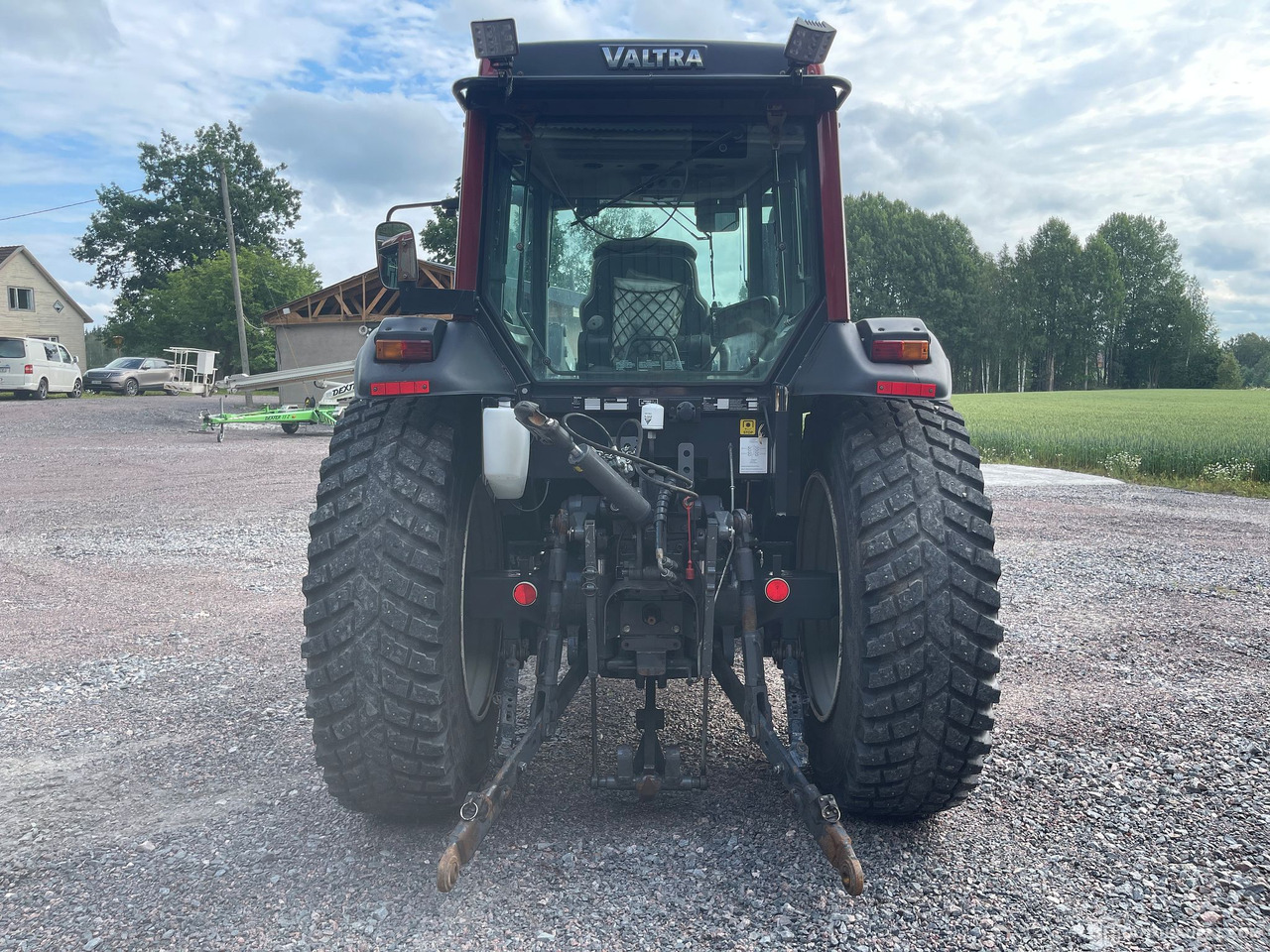 Valtra A 93 Unlimited, traktori kuormaajalla, 2016, Lohja - Tractor: foto 5 Valtra A 93 Unlimited, traktori kuormaajalla, 2016, Lohja - Tractor: foto 5