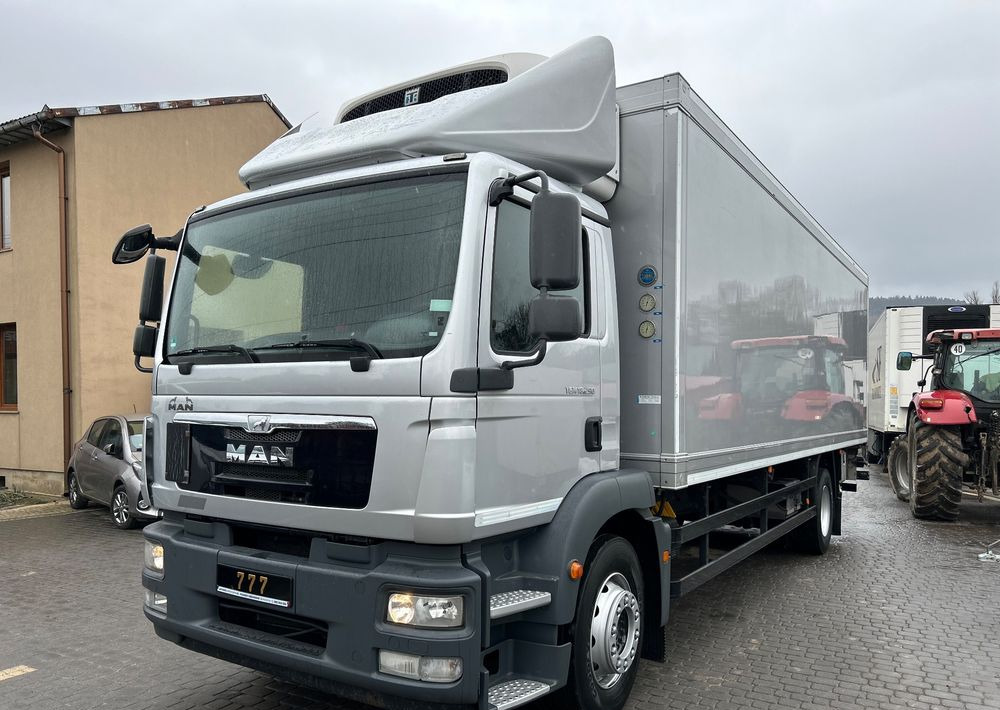MAN TGM 18.290 TK 1200 R Spectrum THERMO King z Niemiec 8m / 20 palet / winda Klima / OKAZJA - Camión frigorífico: foto 1 MAN TGM 18.290 TK 1200 R Spectrum THERMO King z Niemiec 8m / 20 palet / winda Klima / OKAZJA - Camión frigorífico: foto 1