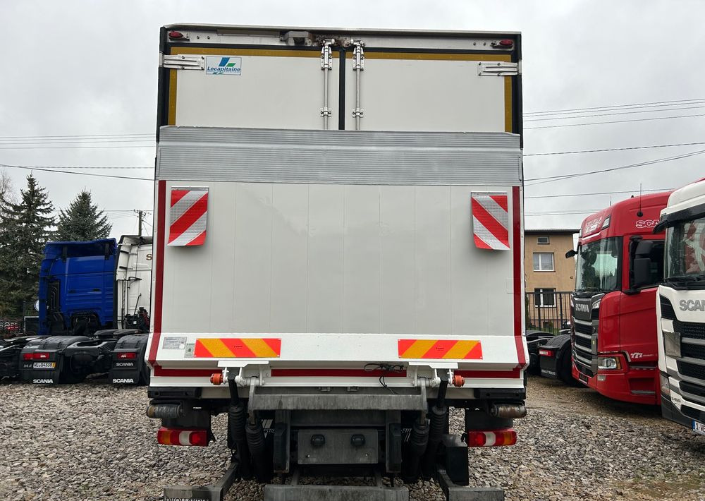 Mercedes-Benz Antos 1824 CARRIER SUPRA 1150 DRZWI + winda i drzwi boczne / 7.7m / z Holandii / KLIMA LEKKI / Axor man Tgm T1000-R THERMO King - Camión frigorífico: foto 4 Mercedes-Benz Antos 1824 CARRIER SUPRA 1150 DRZWI + winda i drzwi boczne / 7.7m / z Holandii / KLIMA LEKKI / Axor man Tgm T1000-R THERMO King - Camión frigorífico: foto 4