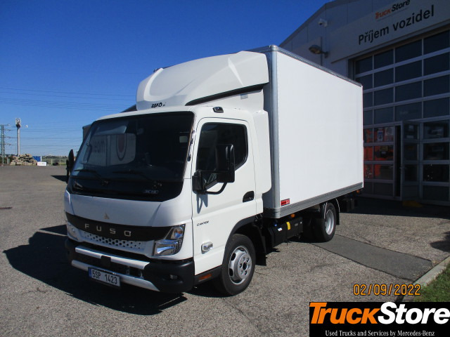 FUSO Canter 3C15 - Camión caja cerrada: foto 1 FUSO Canter 3C15 - Camión caja cerrada: foto 1