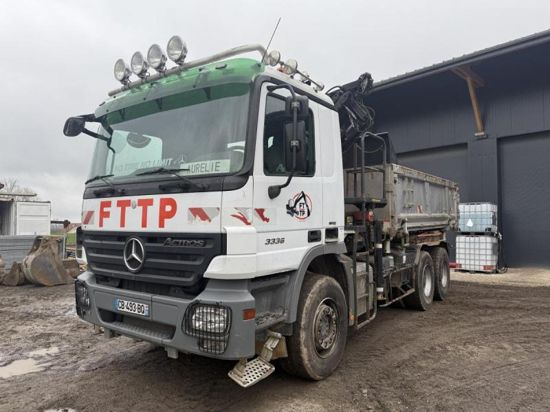 Mercedes Actros 3336 - Camión volquete: foto 3 Mercedes Actros 3336 - Camión volquete: foto 3