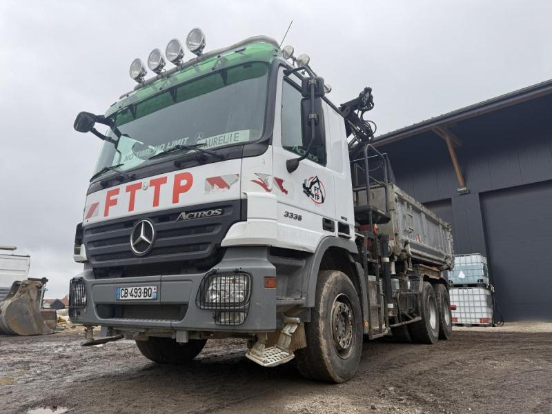 Mercedes Actros 3336 - Camión volquete: foto 1 Mercedes Actros 3336 - Camión volquete: foto 1