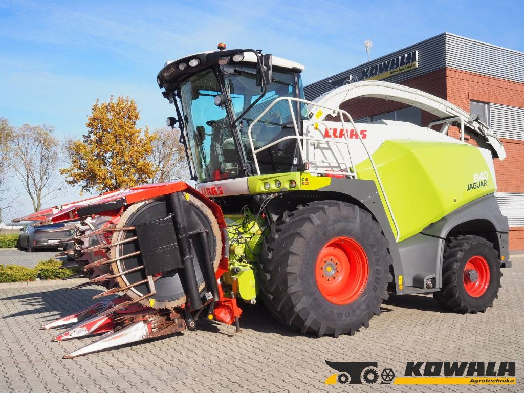 Claas Jaguar 840 4x4 + Kemper 445 - Cosechadora de forraje: foto 1 Claas Jaguar 840 4x4 + Kemper 445 - Cosechadora de forraje: foto 1
