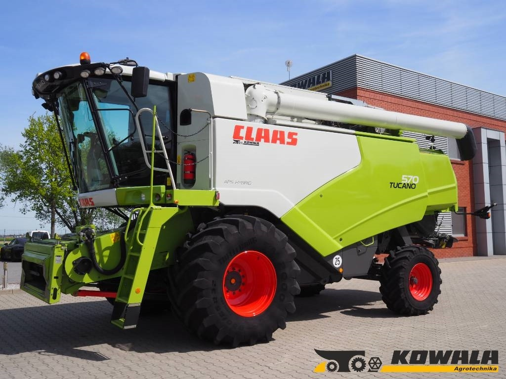 Claas Tucano 570 GPS + V770 - Cosechadora de granos: foto 1 Claas Tucano 570 GPS + V770 - Cosechadora de granos: foto 1