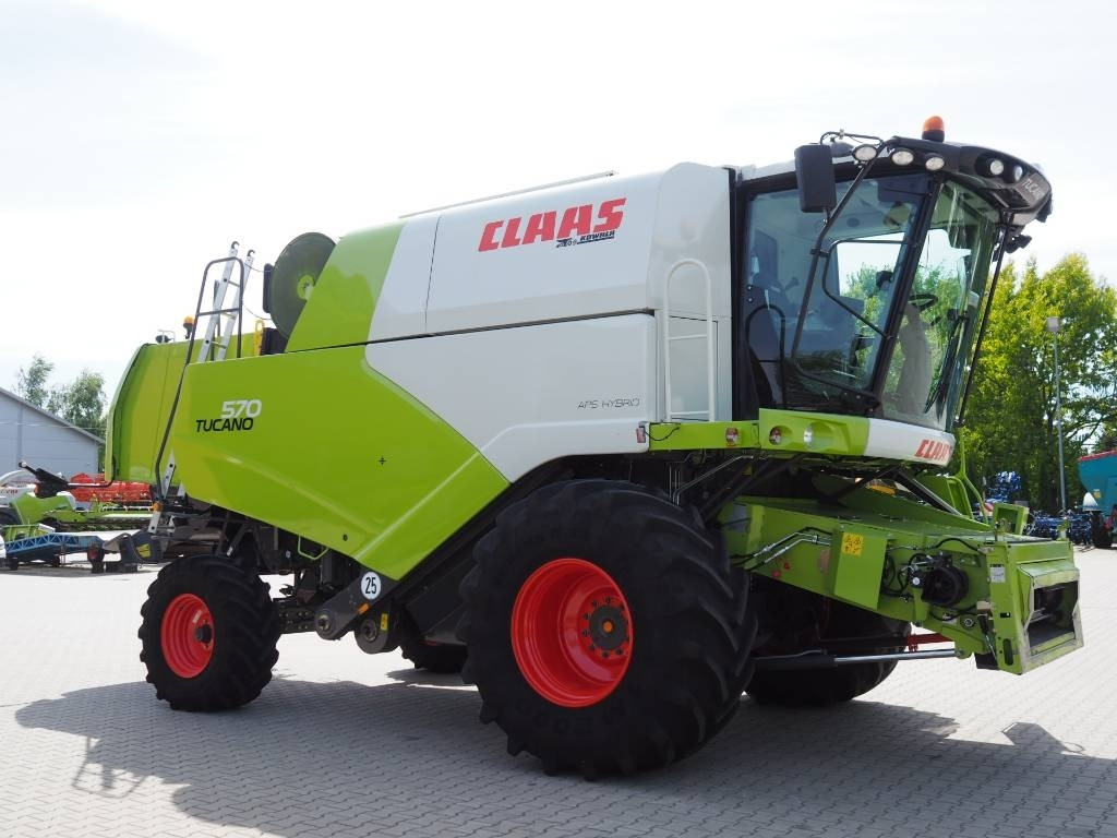 Claas Tucano 570 GPS + V770 - Cosechadora de granos: foto 4 Claas Tucano 570 GPS + V770 - Cosechadora de granos: foto 4
