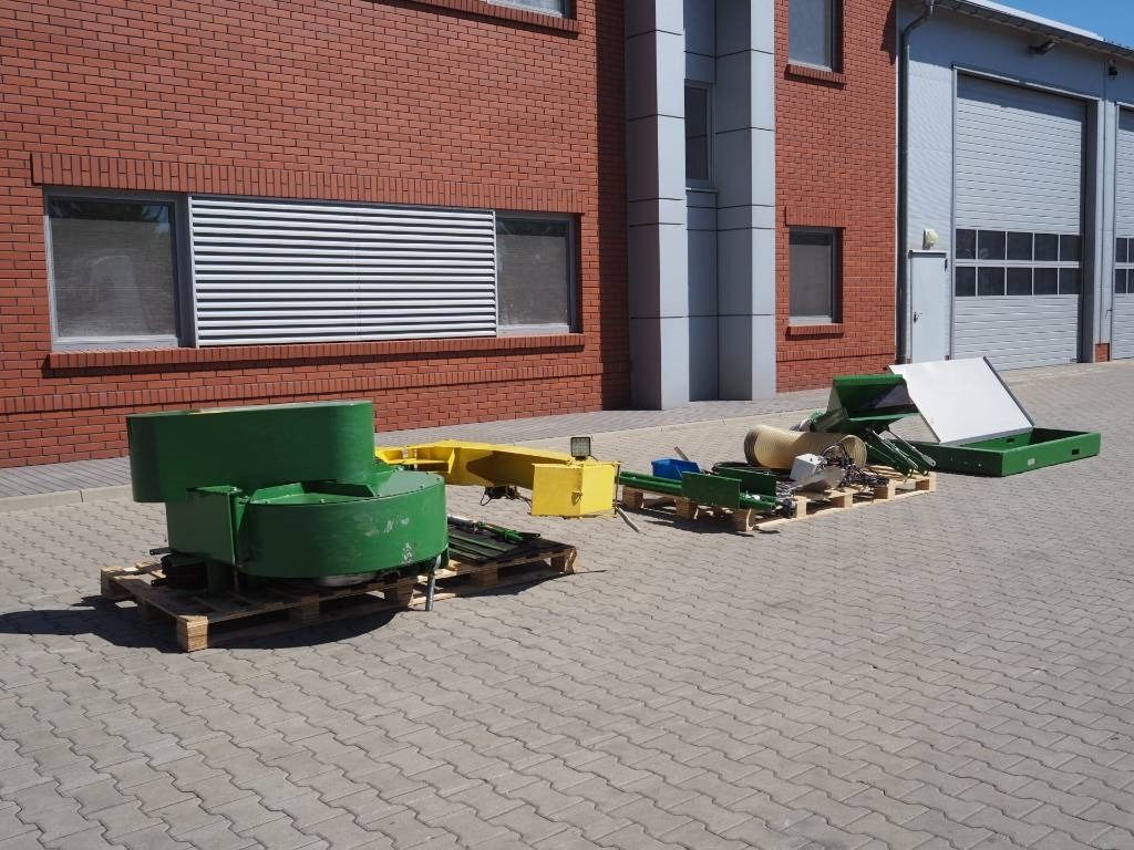 John Deere GROENOORD BLOWER TFB 10 - Cosechadora de granos: foto 5 John Deere GROENOORD BLOWER TFB 10 - Cosechadora de granos: foto 5