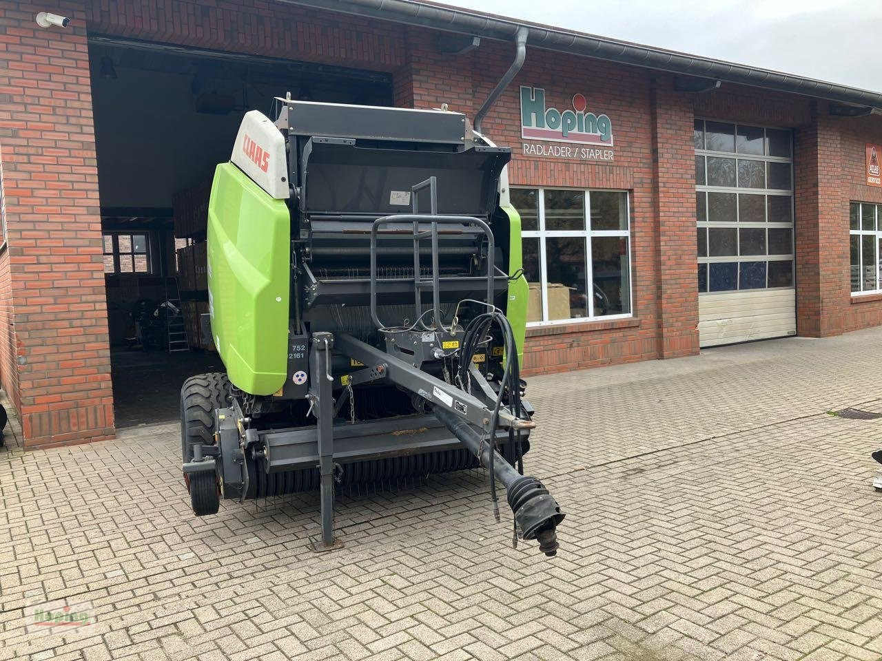 CLAAS Variant 385 - Rotoempacadora: foto 1 CLAAS Variant 385 - Rotoempacadora: foto 1