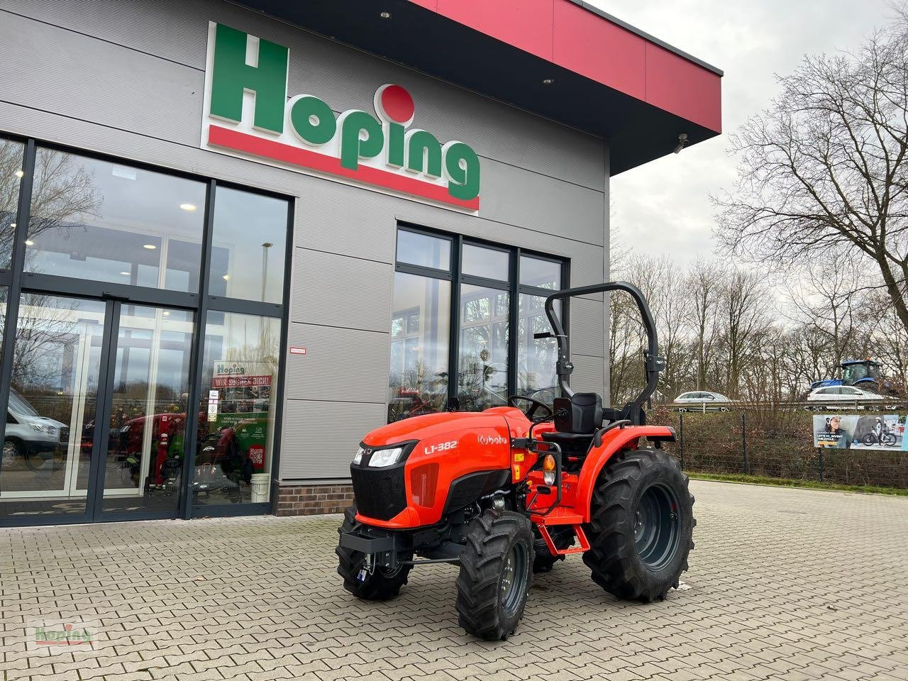 Kubota L1-382 DW - Tractor municipal: foto 1 Kubota L1-382 DW - Tractor municipal: foto 1