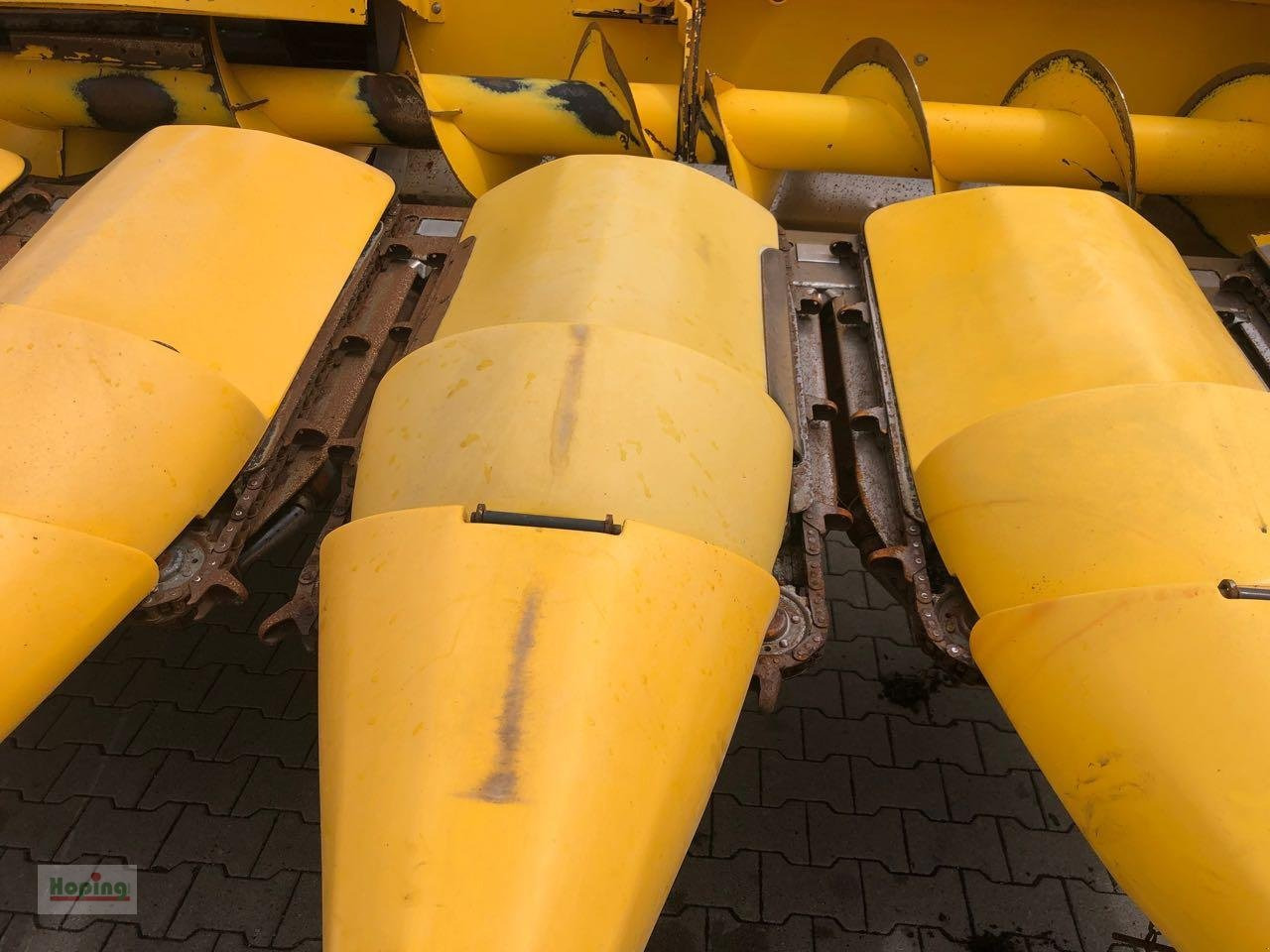 New Holland MF875W - Cabezal de maíz: foto 5 New Holland MF875W - Cabezal de maíz: foto 5