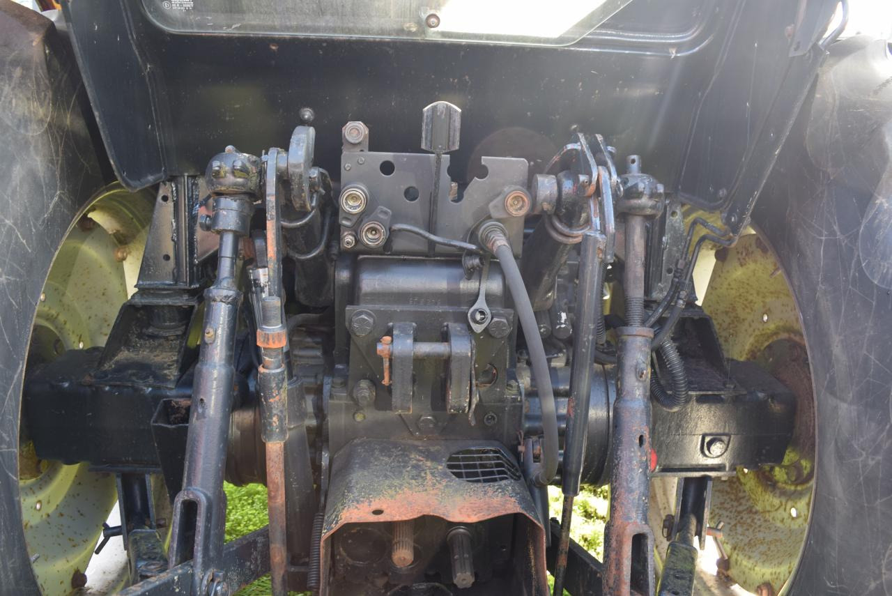 Case-IH 844 XLN - Tractor: foto 5 Case-IH 844 XLN - Tractor: foto 5