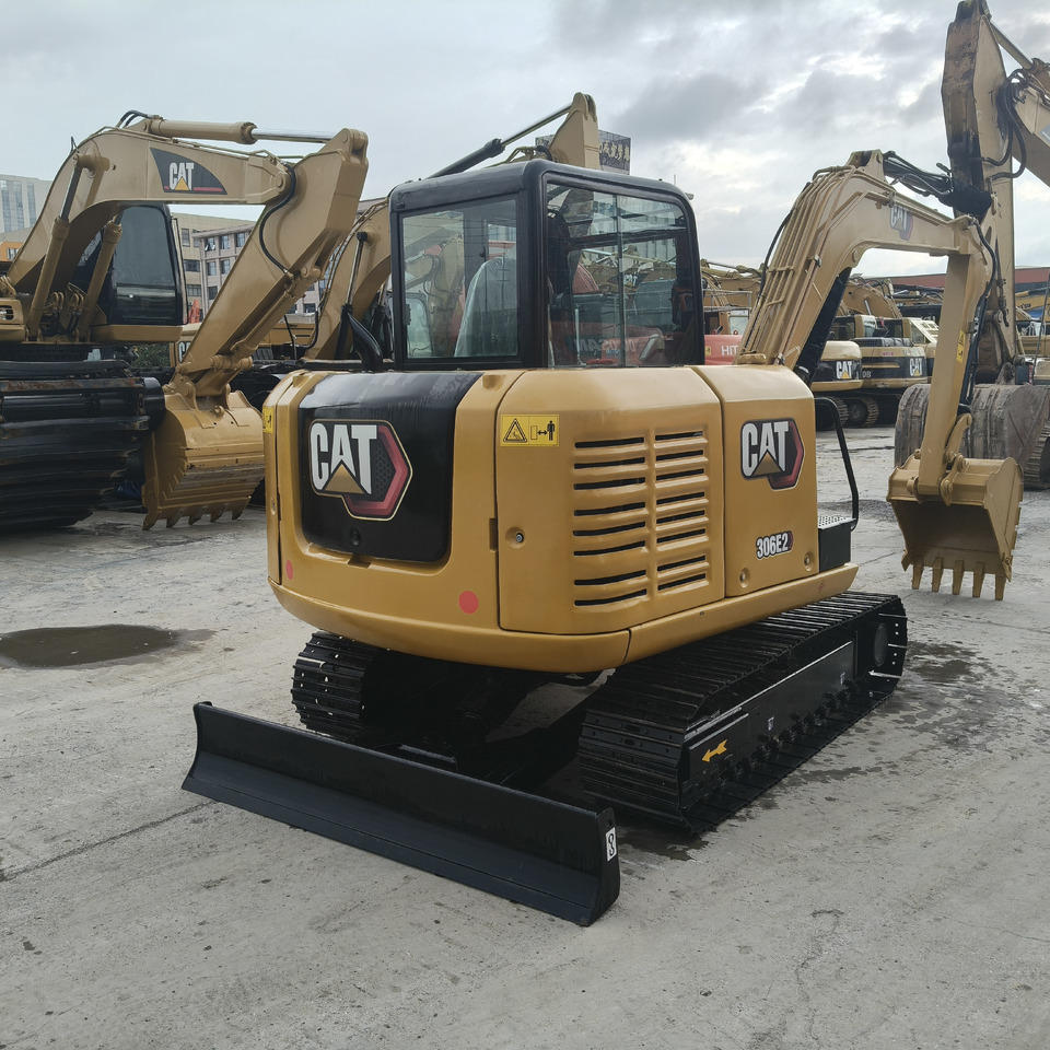 Miniexcavadora CATERPILLAR 306E: foto 7 Miniexcavadora CATERPILLAR 306E: foto 7