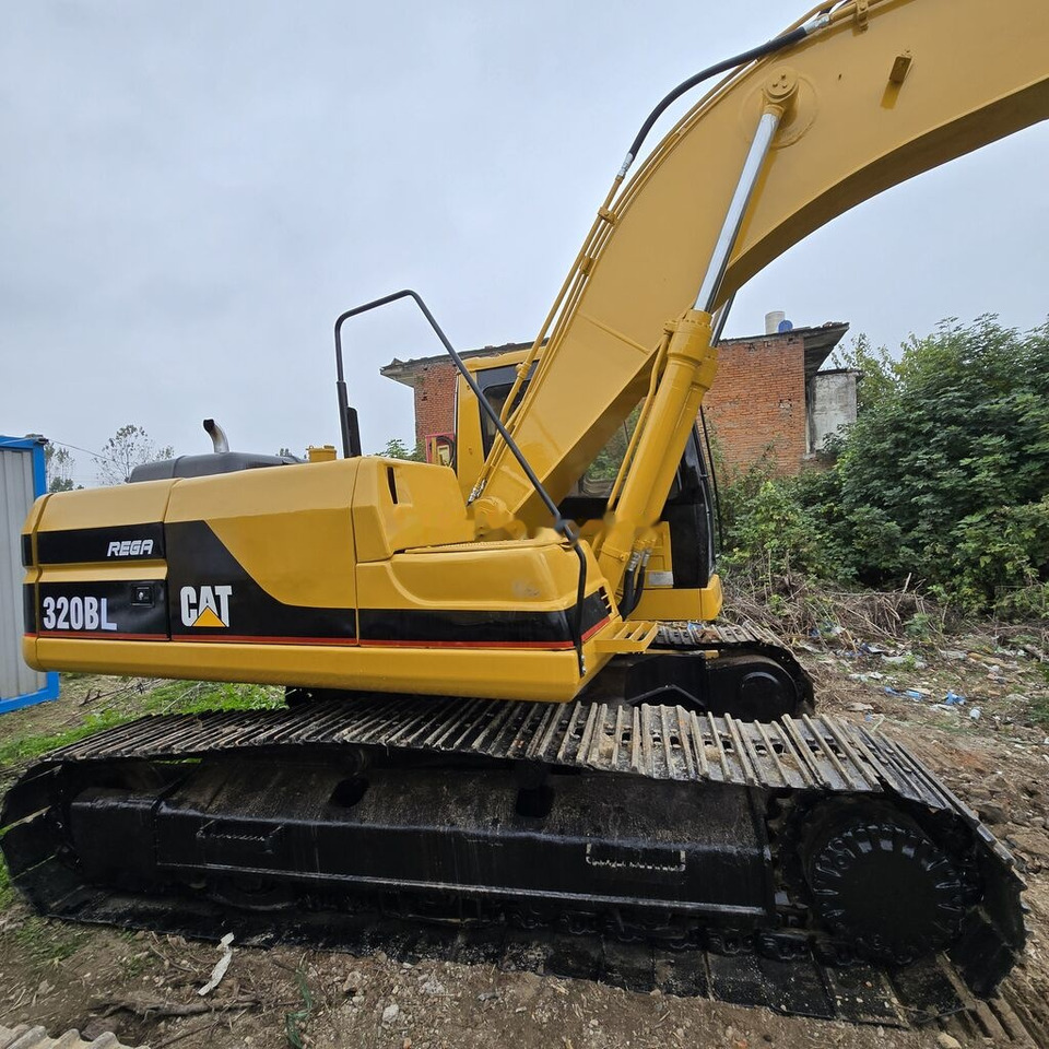 Caterpillar 320BL - Excavadora de cadenas: foto 1 Caterpillar 320BL - Excavadora de cadenas: foto 1