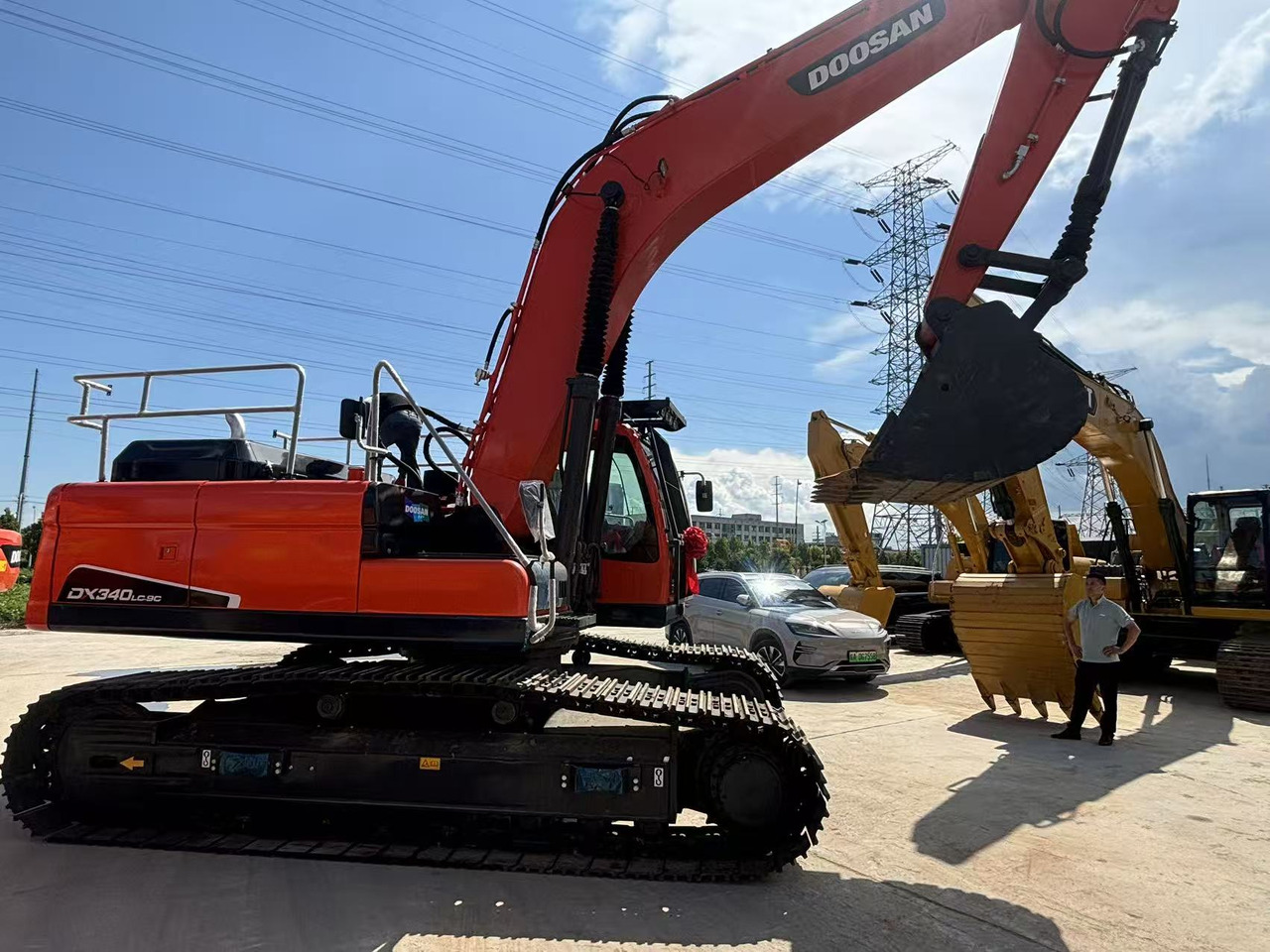 DOOSAN DX340LC-9C - Excavadora de cadenas: foto 3 DOOSAN DX340LC-9C - Excavadora de cadenas: foto 3