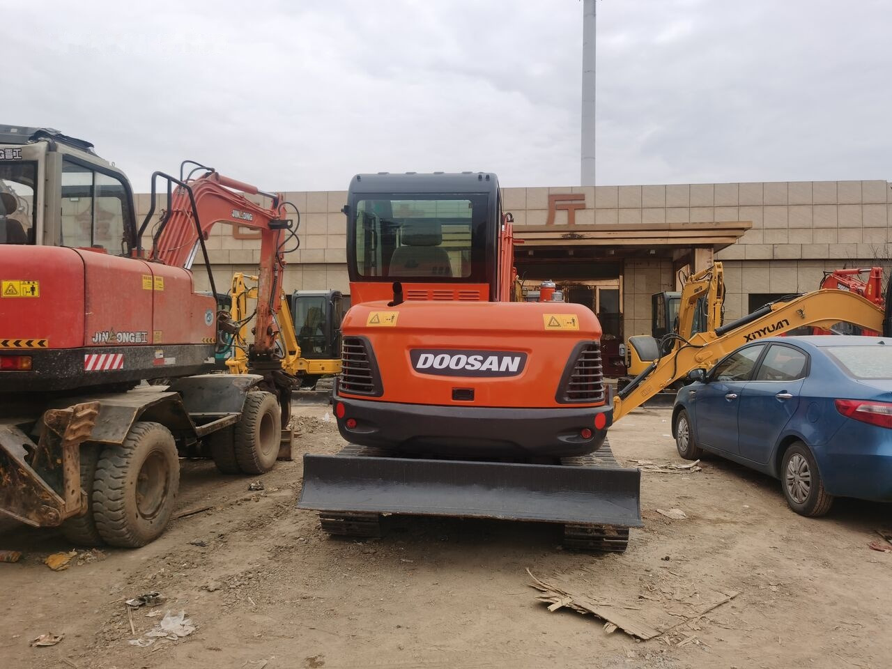 Doosan DX60 - Miniexcavadora: foto 5 Doosan DX60 - Miniexcavadora: foto 5